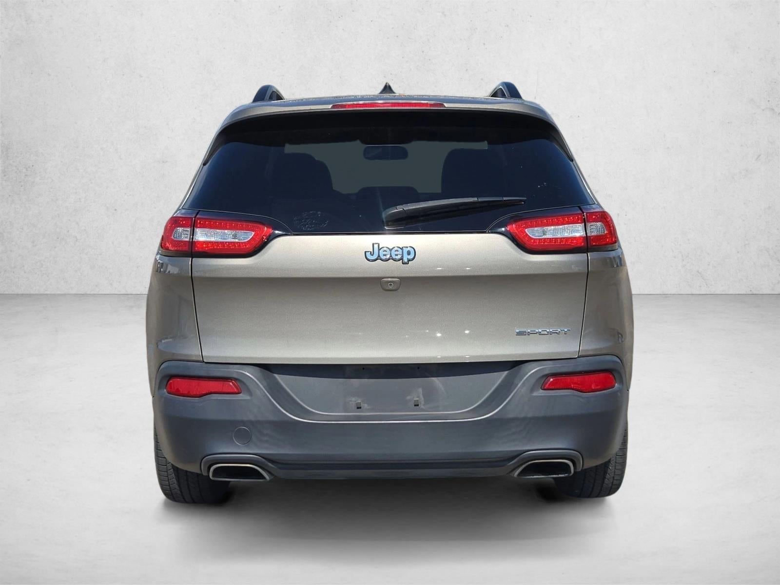 2017 Jeep Cherokee Sport