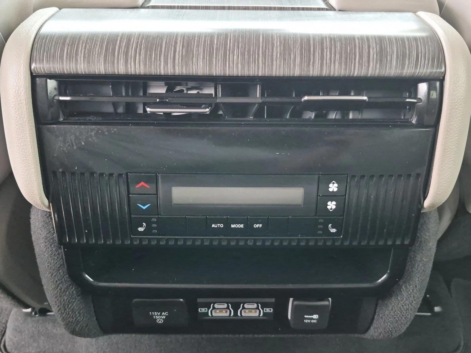 2023 Jeep Wagoneer L Series III 4x2