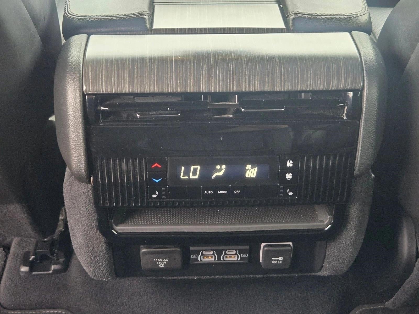 2024 Jeep Wagoneer L Series III