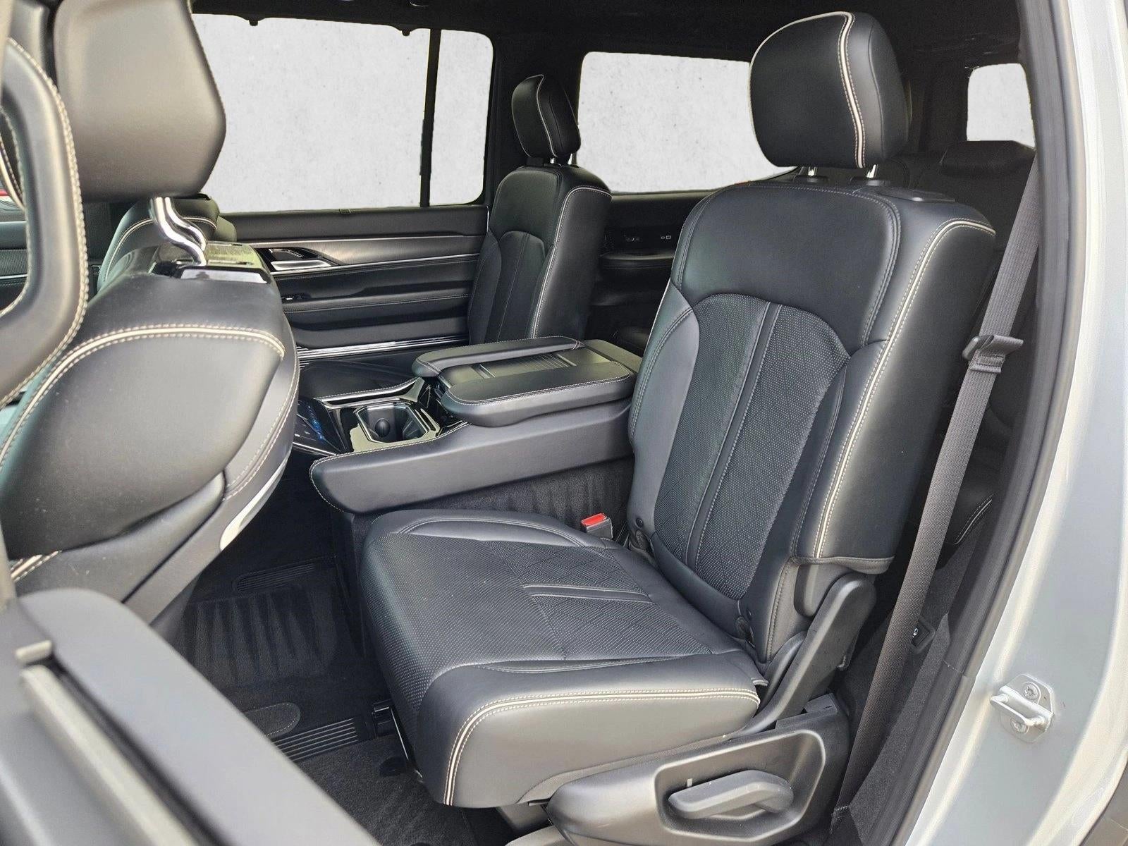 2023 Jeep Grand Wagoneer Series II Obsidian