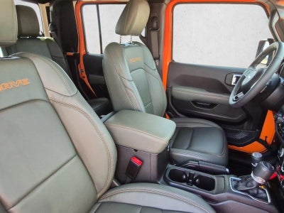 2025 Jeep Gladiator Mojave X