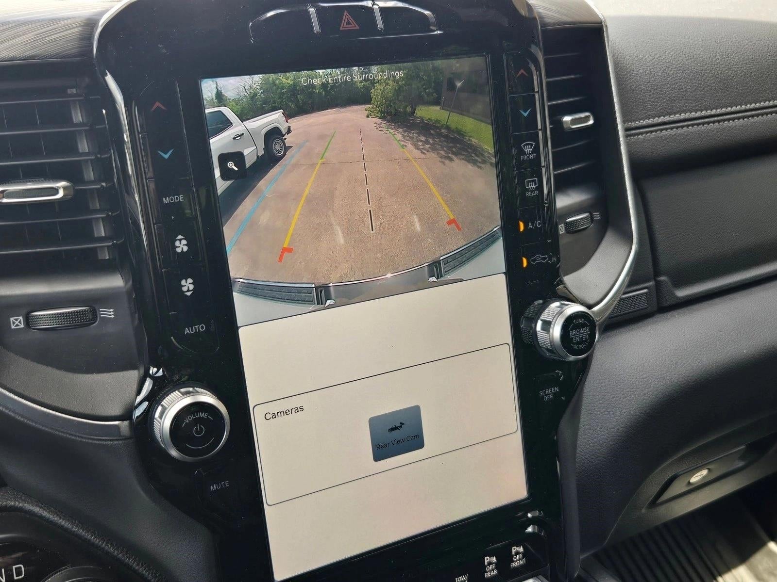 2023 RAM 1500 Laramie Crew Cab 4x4 5'7" Box