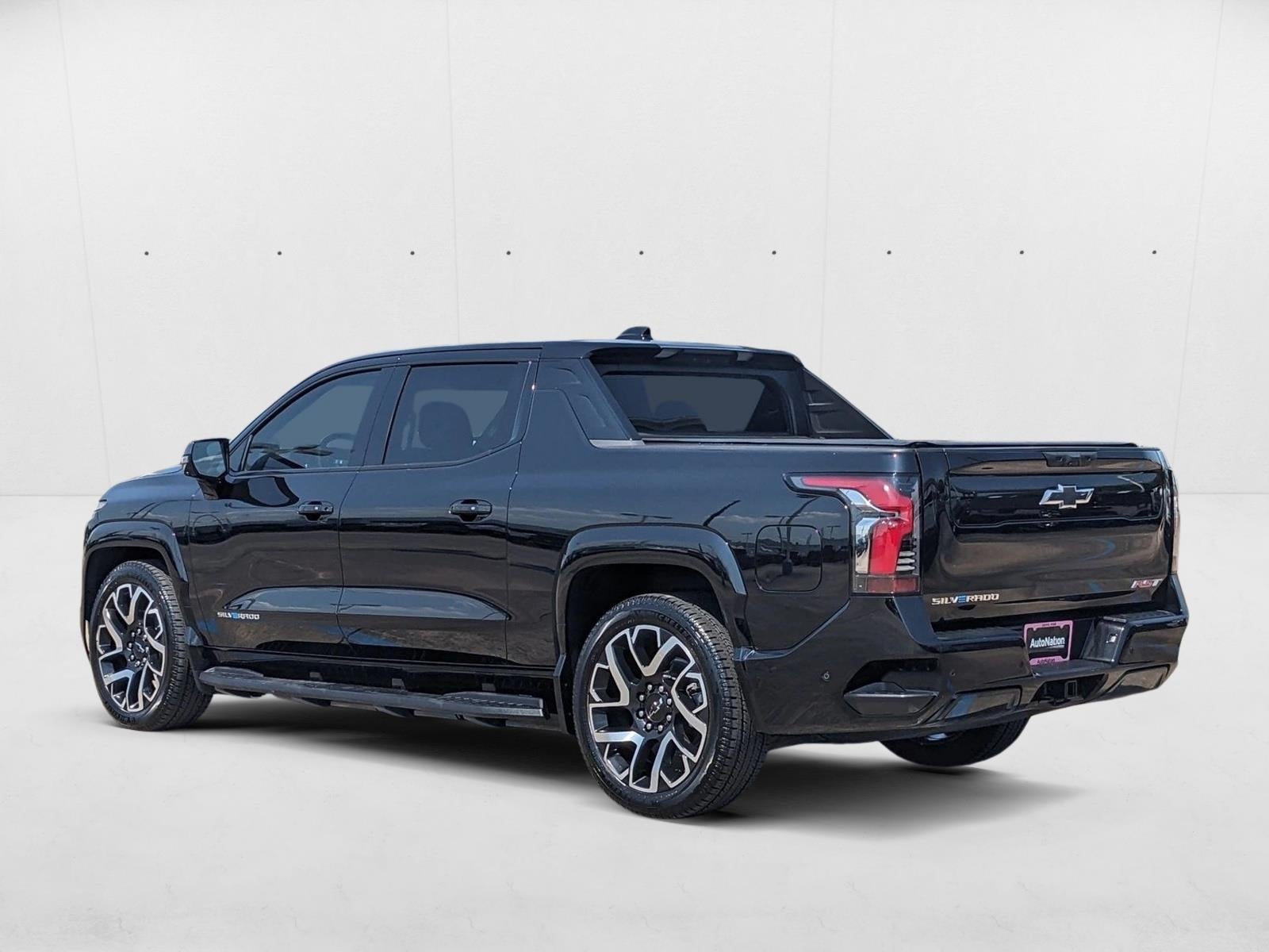 2024 Chevrolet Silverado EV RST