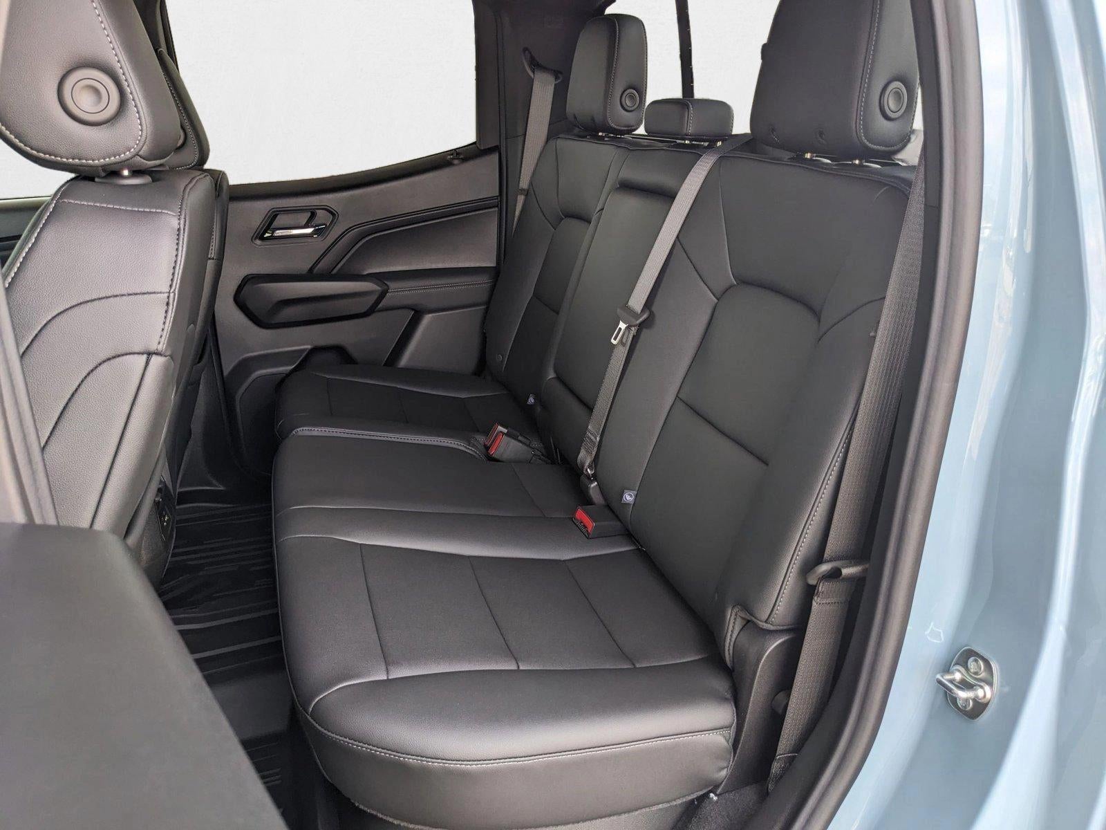 2025 Chevrolet Colorado WT/LT