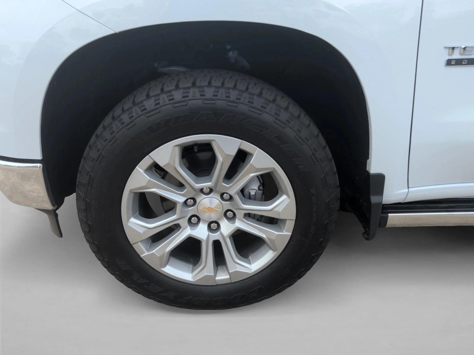 2026 Chevrolet Silverado 1500 LTZ - Photo 24