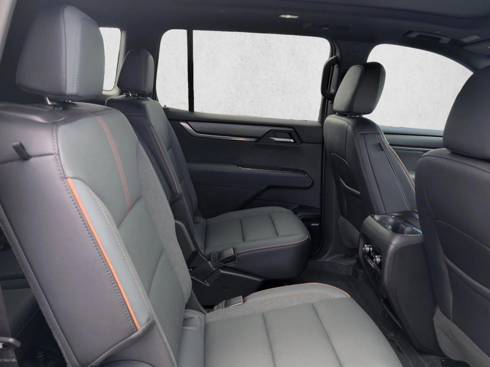 2025 GMC Acadia AT4 - Photo 21