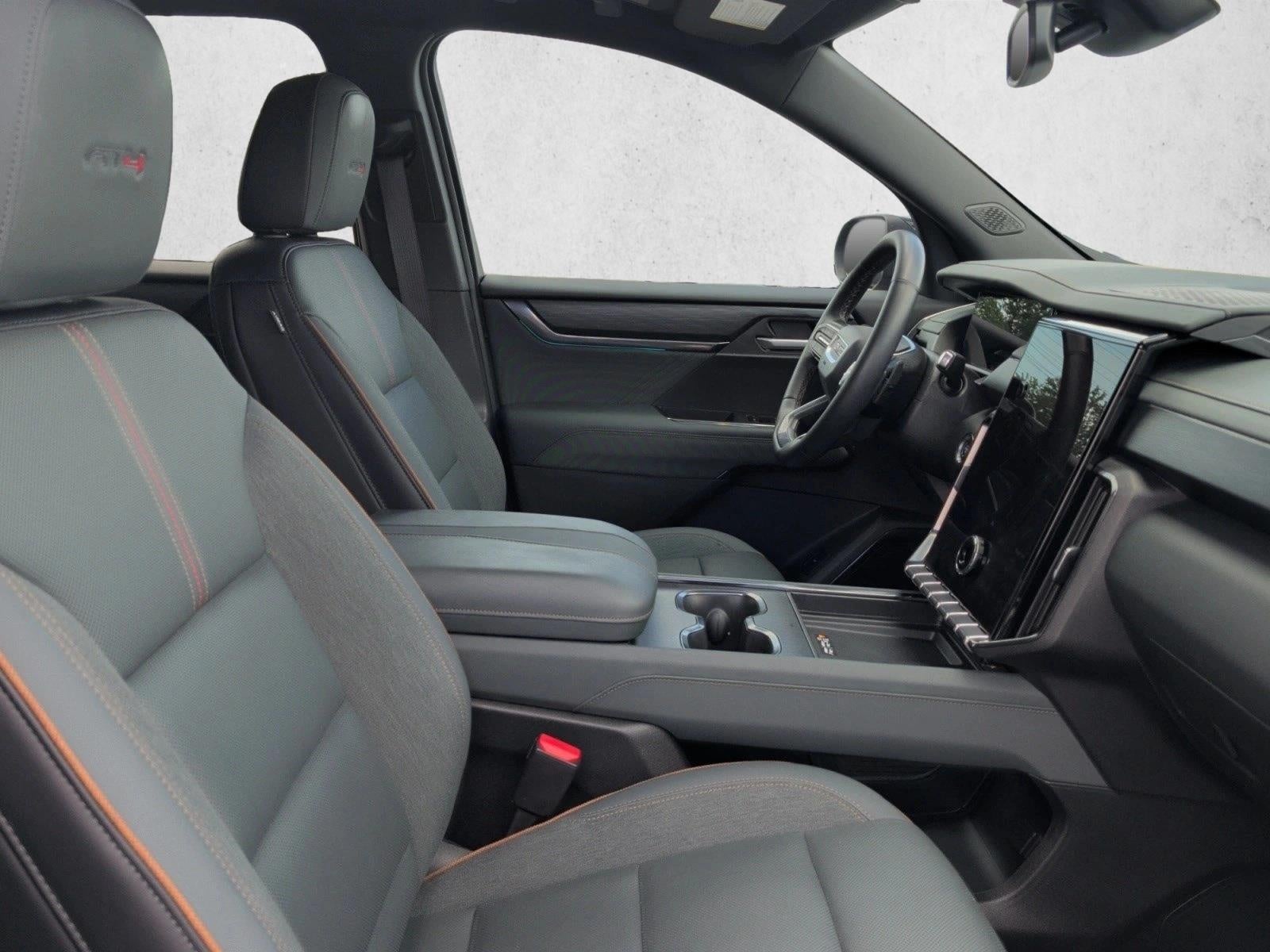 2025 GMC Acadia AT4 - Photo 22