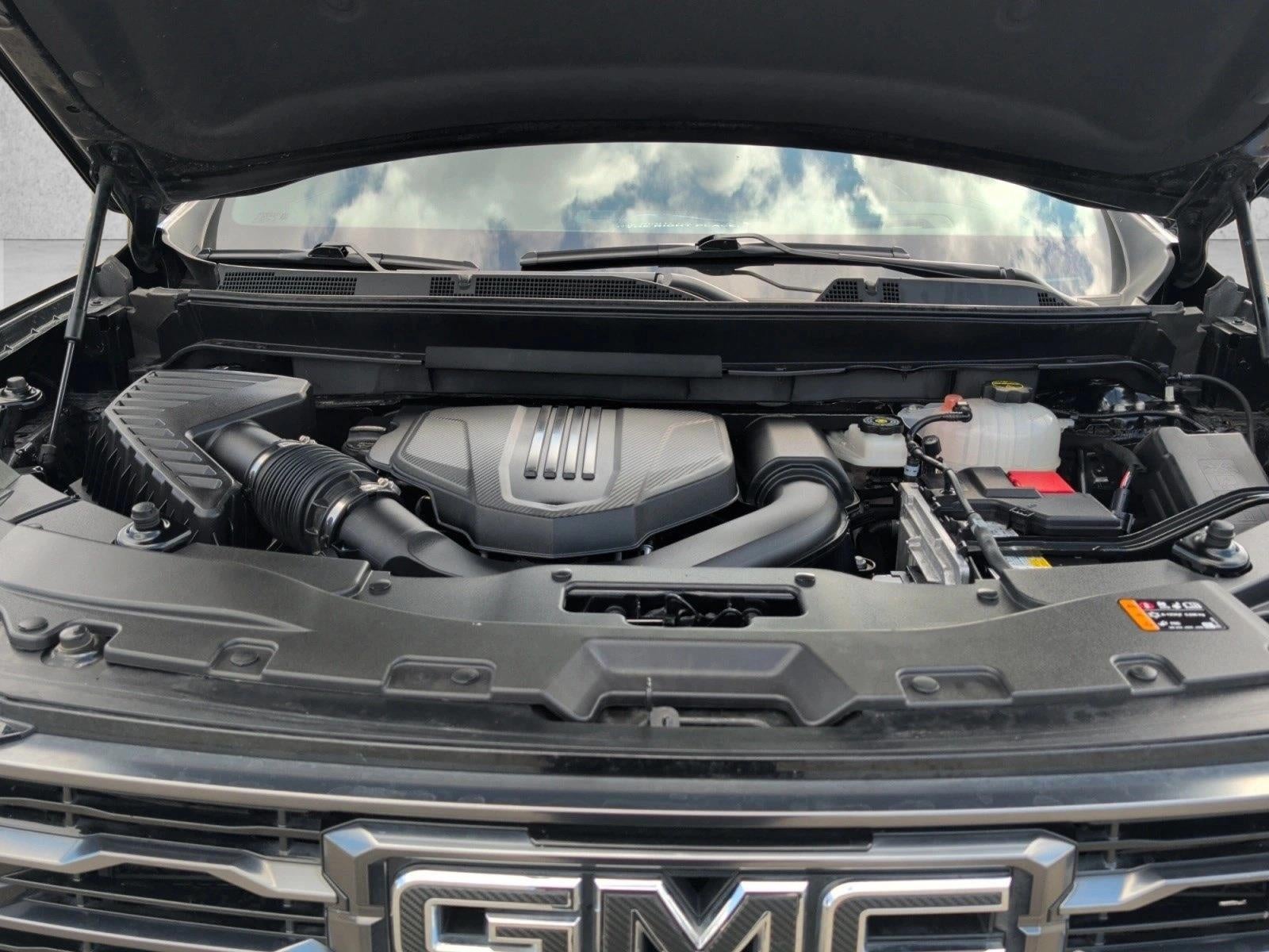 2025 GMC Acadia AT4 - Photo 24