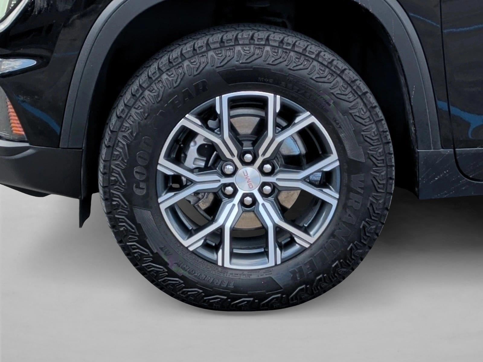 2025 GMC Acadia AT4 - Photo 25