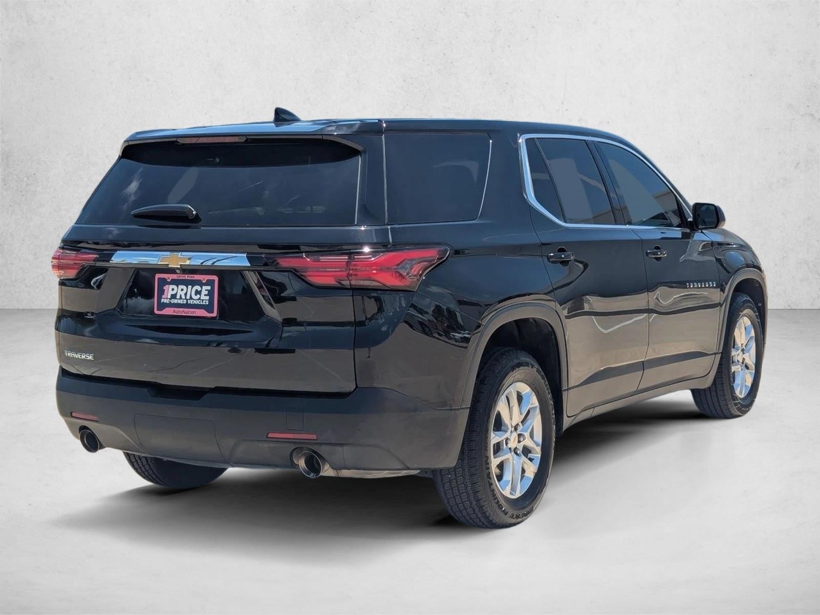 2022 Chevrolet Traverse LS