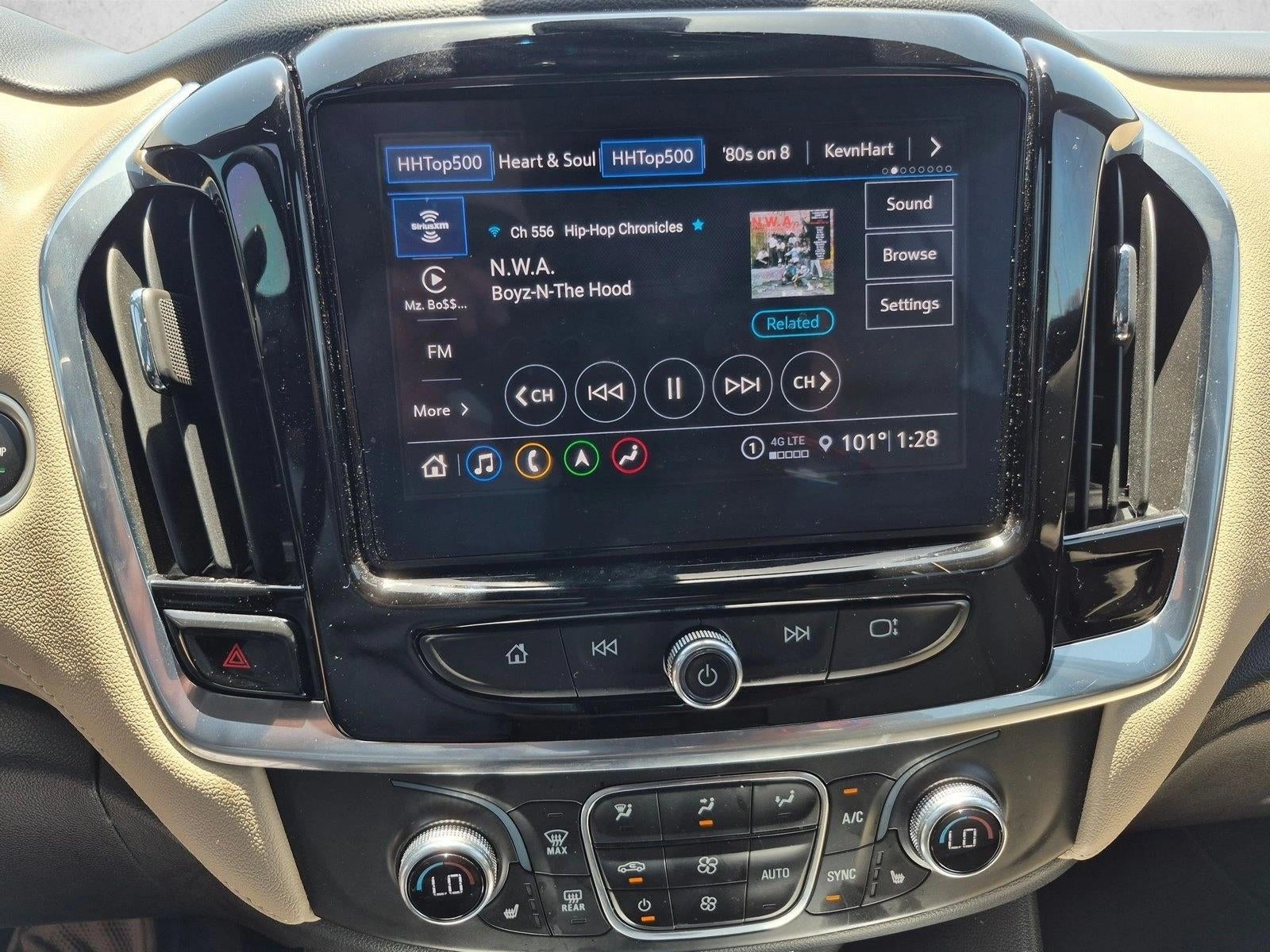 2023 Chevrolet Traverse LT Leather