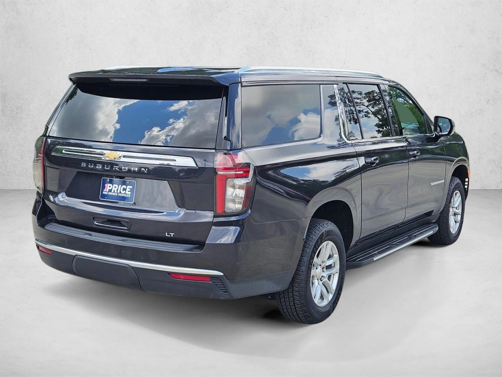 2024 Chevrolet Suburban LT
