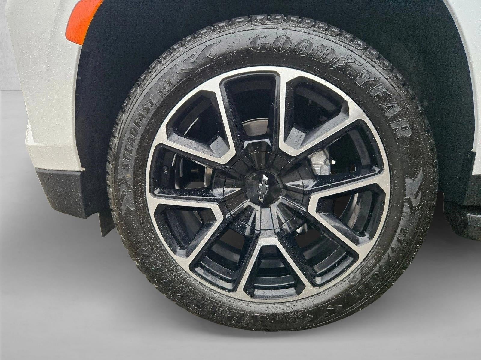 2024 Chevrolet Suburban RST