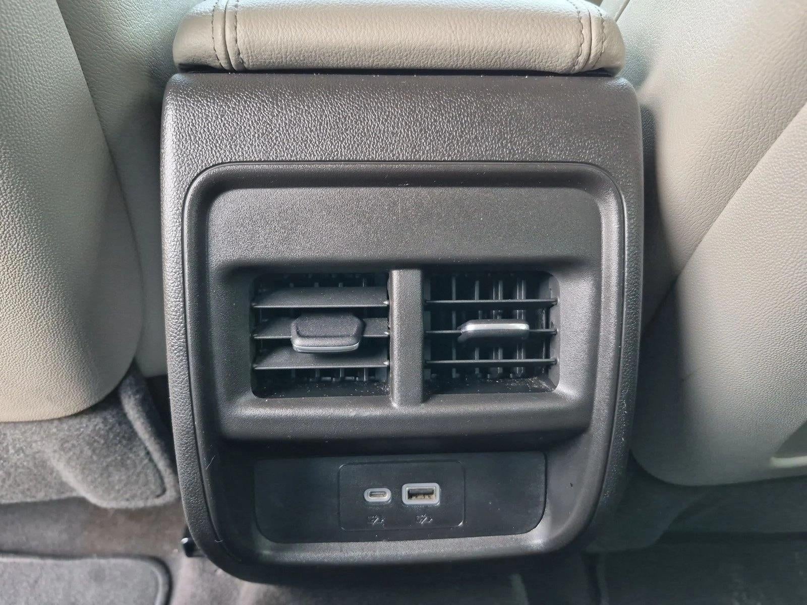 2023 Cadillac XT4 FWD Luxury