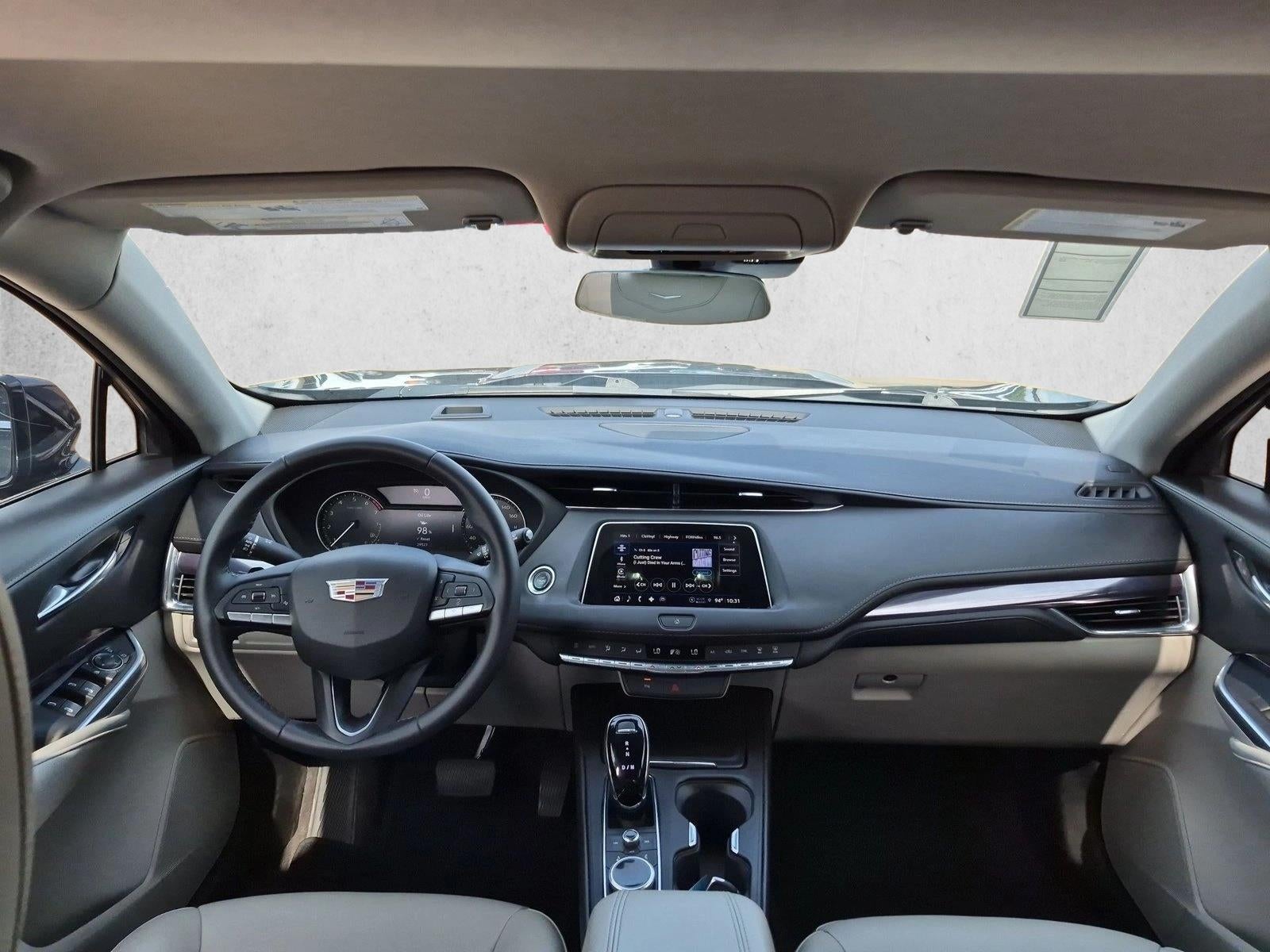 2023 Cadillac XT4 FWD Luxury
