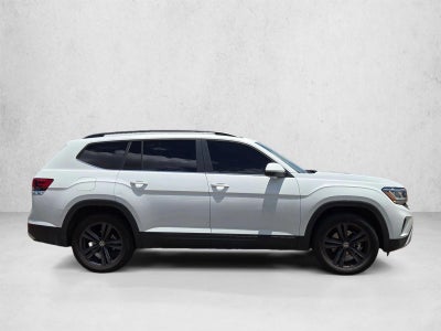 2022 Volkswagen Atlas 3.6L V6 SE w/Technology