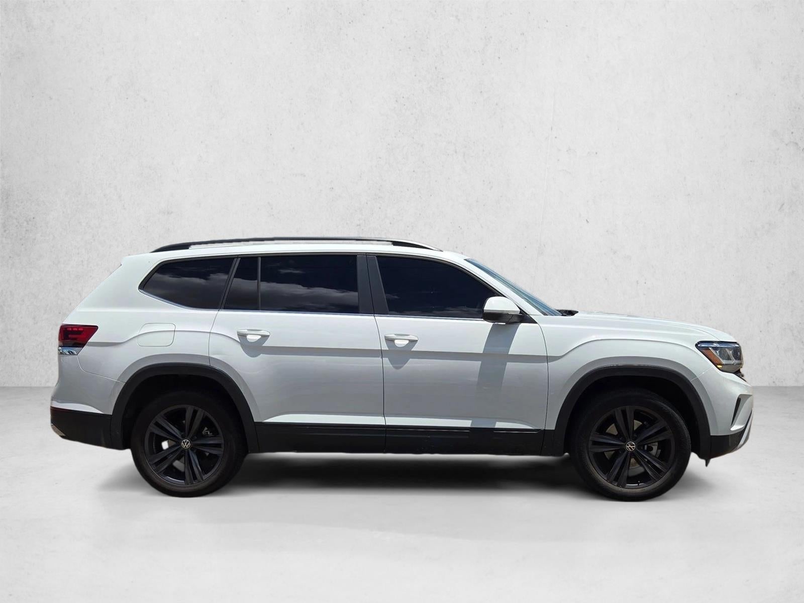 2022 Volkswagen Atlas 3.6L V6 SE w/Technology