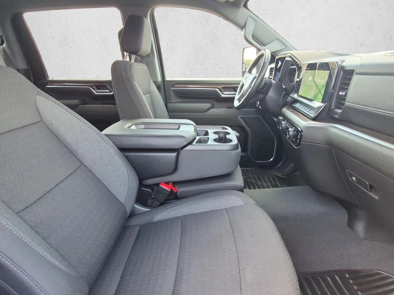 2025 Chevrolet Silverado 2500HD 21