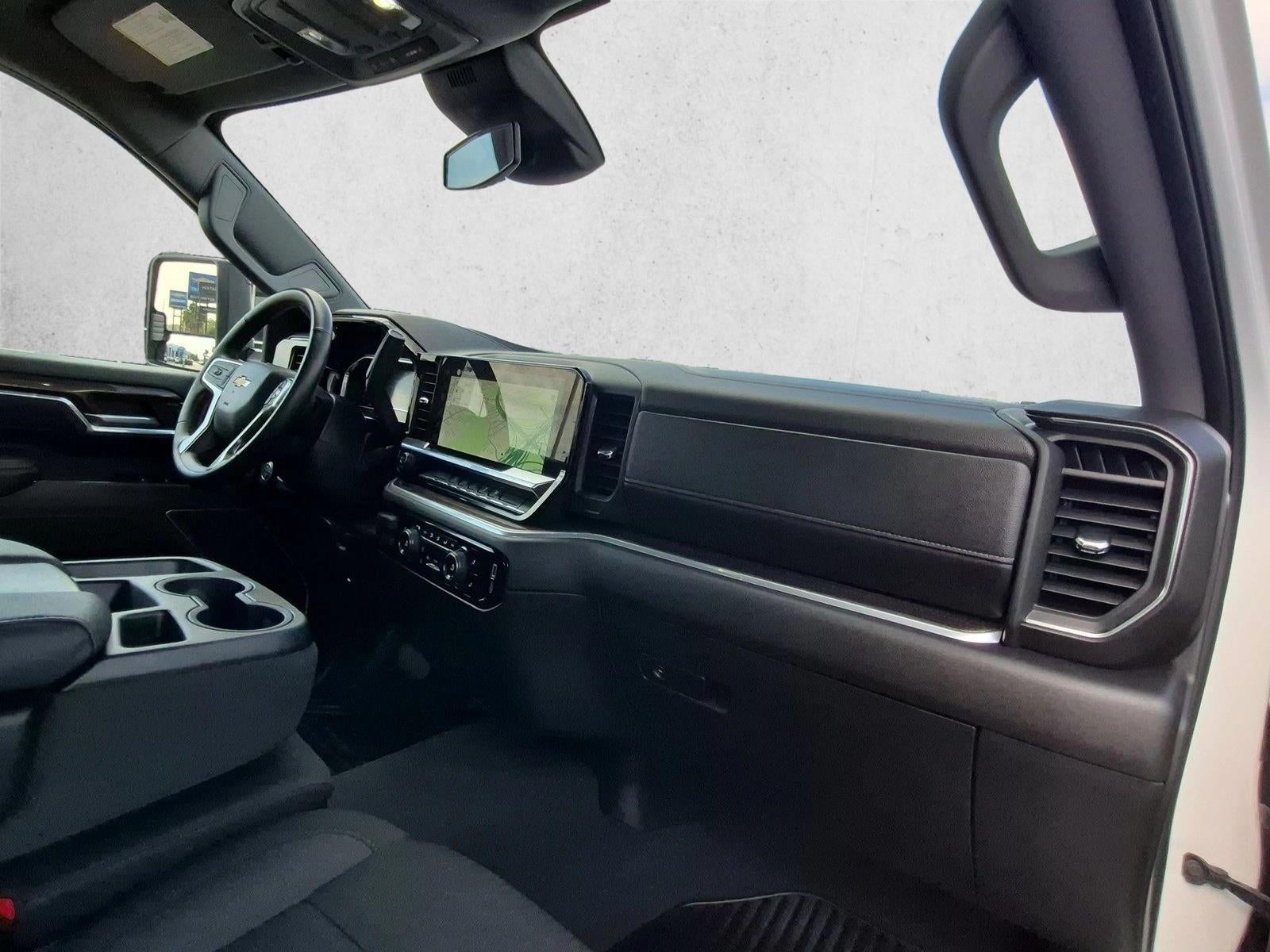 2025 Chevrolet Silverado 2500HD 22