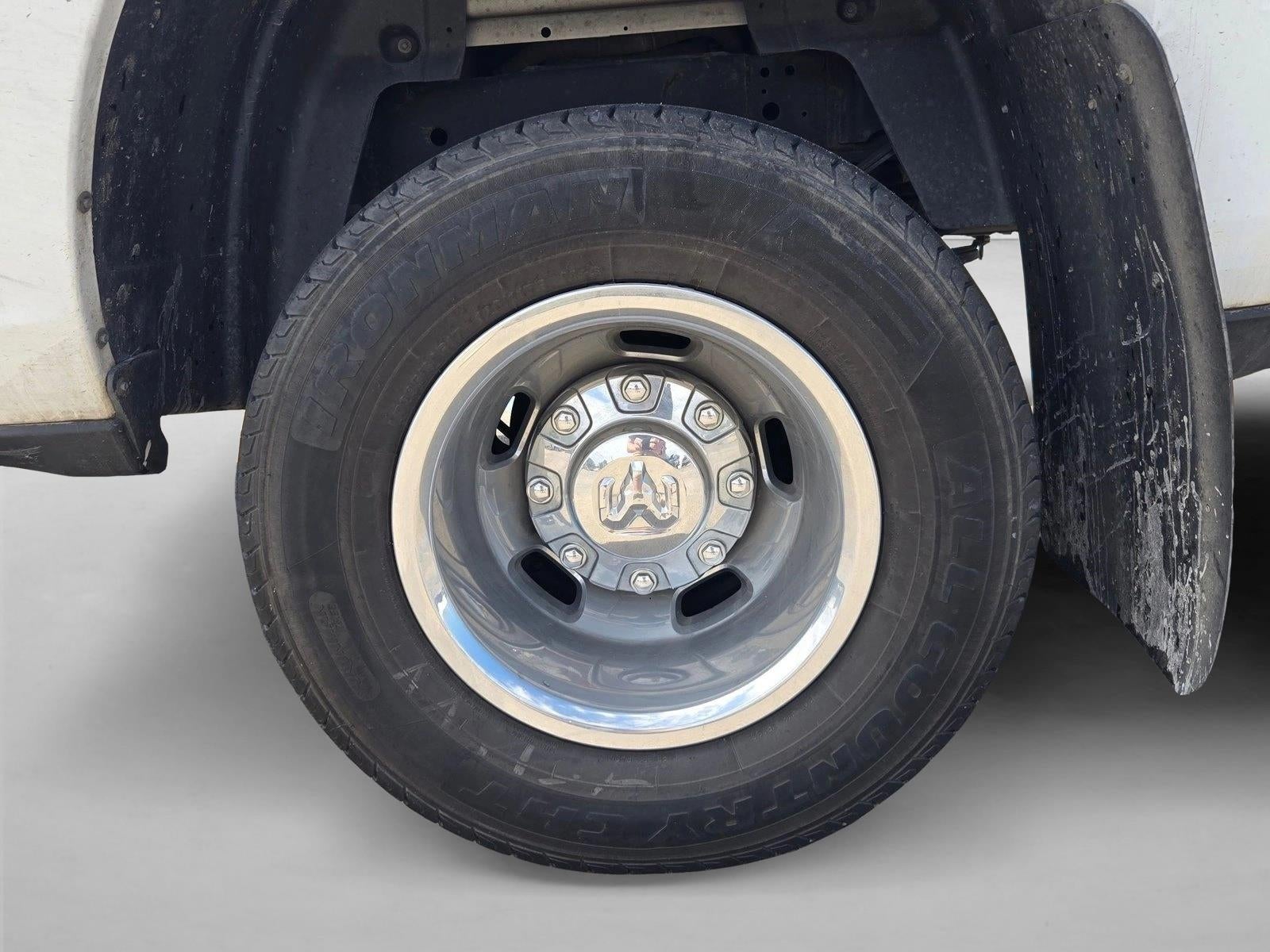 2022 RAM 3500 Lone Star Crew Cab 4x4 8' Box