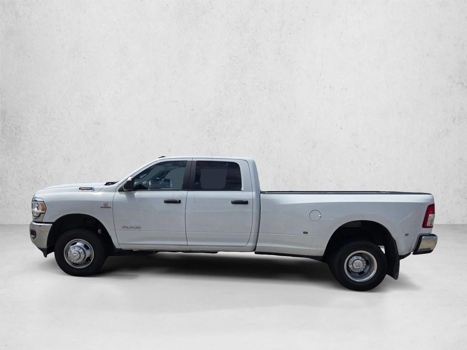 2022 RAM 3500 Lone Star Crew Cab 4x4 8' Box