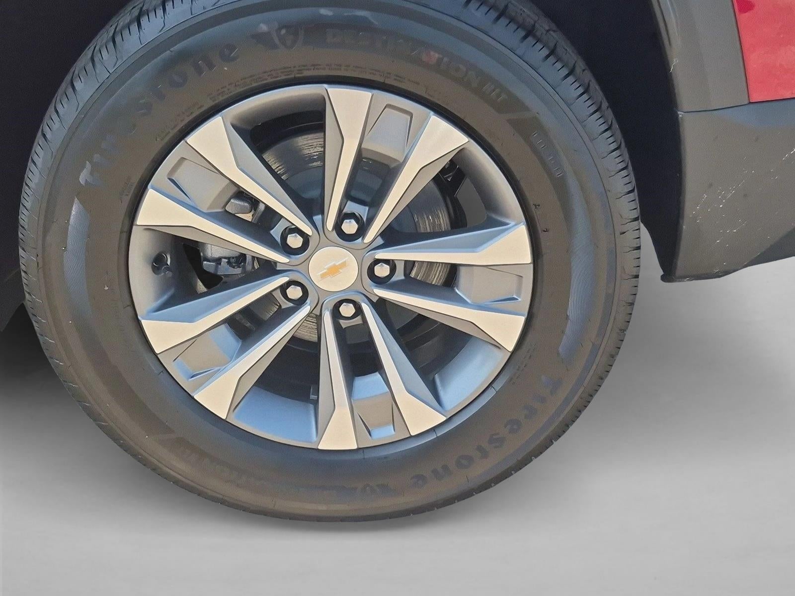 2027 Chevrolet Equinox LT - Photo 10