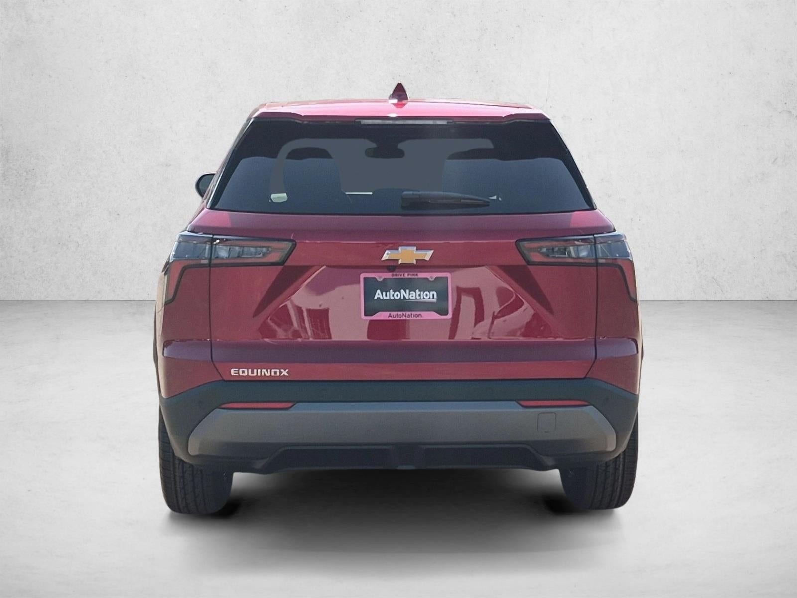 2027 Chevrolet Equinox LT - Photo 8
