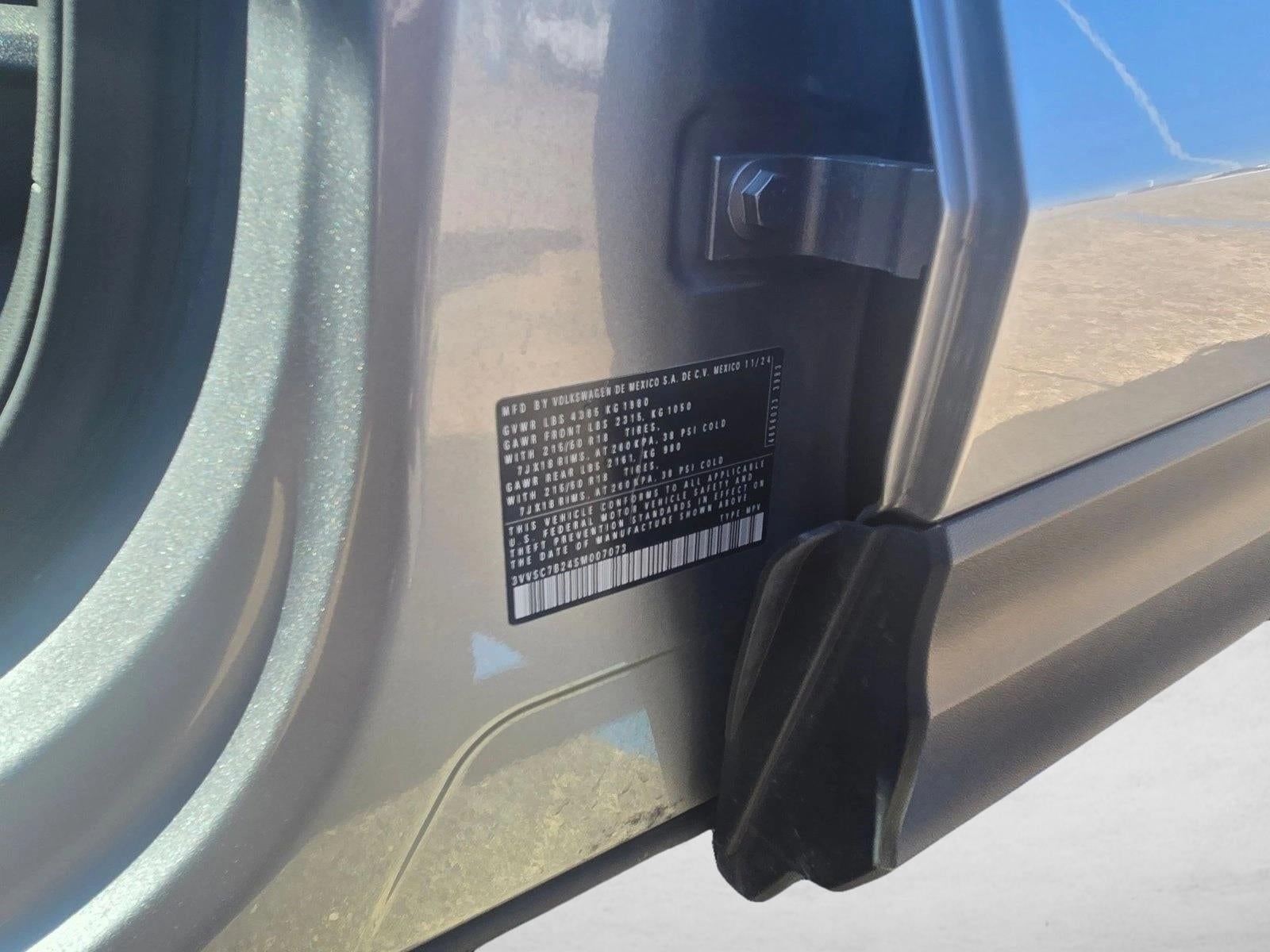 2025 Volkswagen Taos 1.5T SE