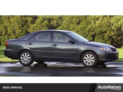 2004 Toyota Camry LE