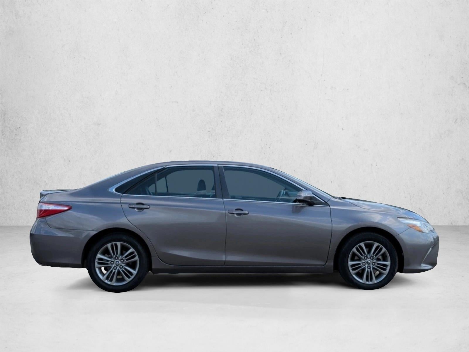 2016 Toyota Camry XLE