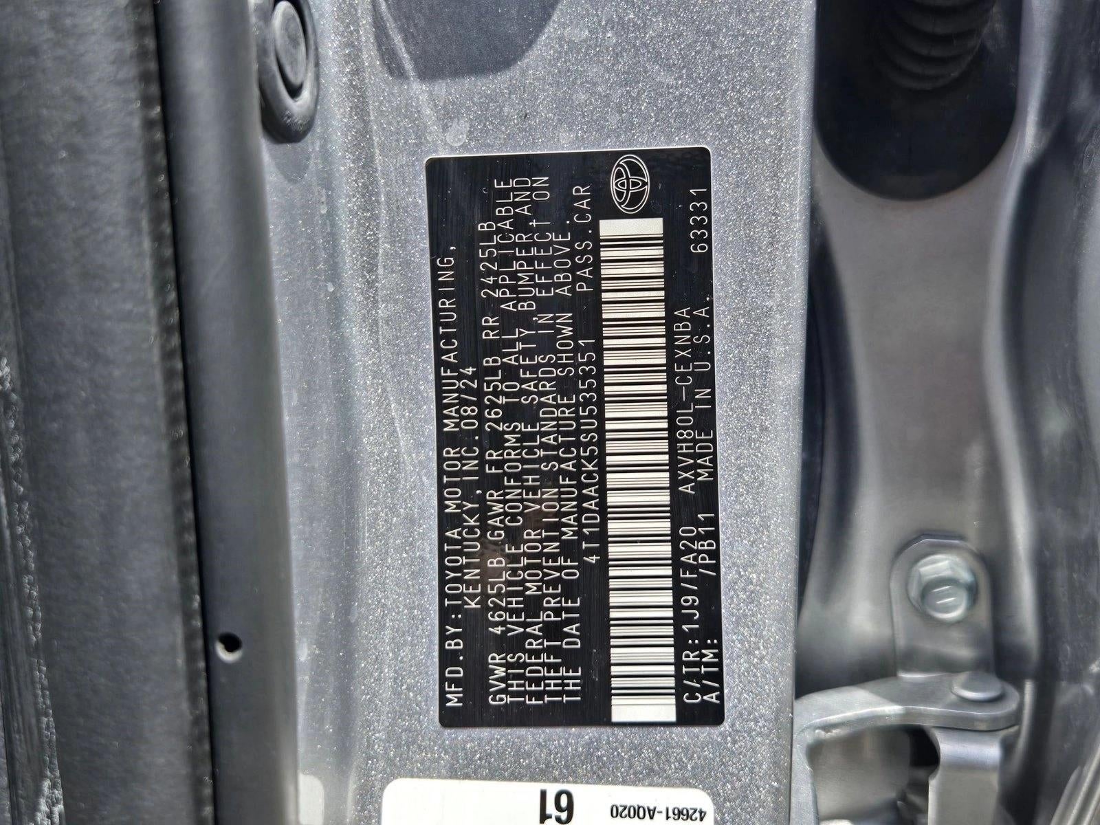 2025 Toyota Camry LE