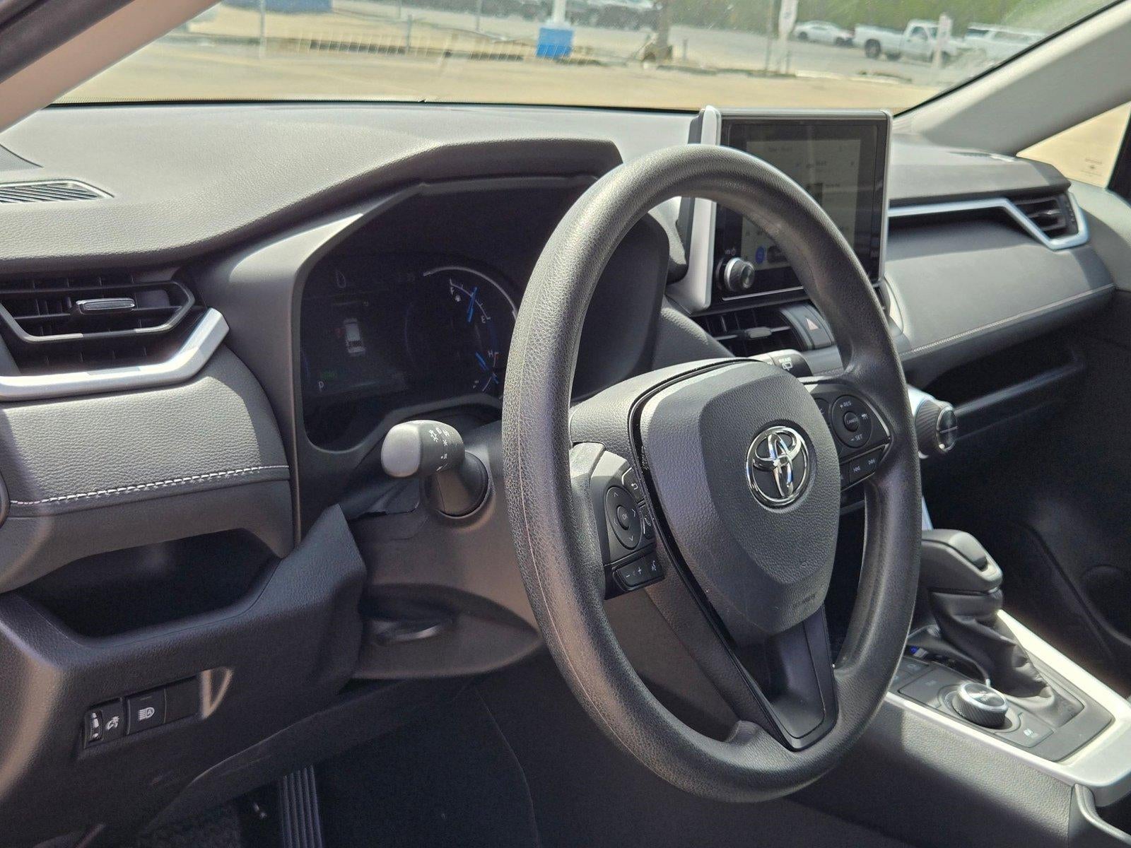 2025 Toyota RAV4 Hybrid LE