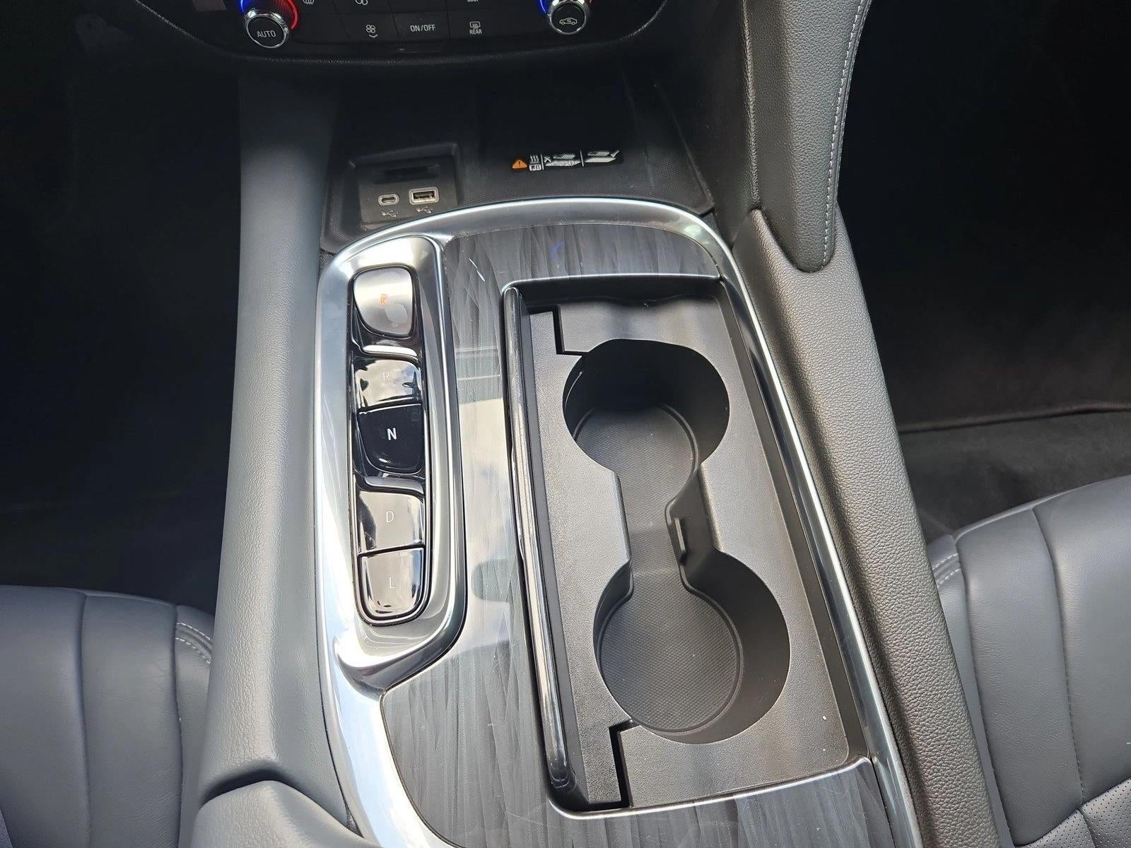 2022 Buick Enclave Essence