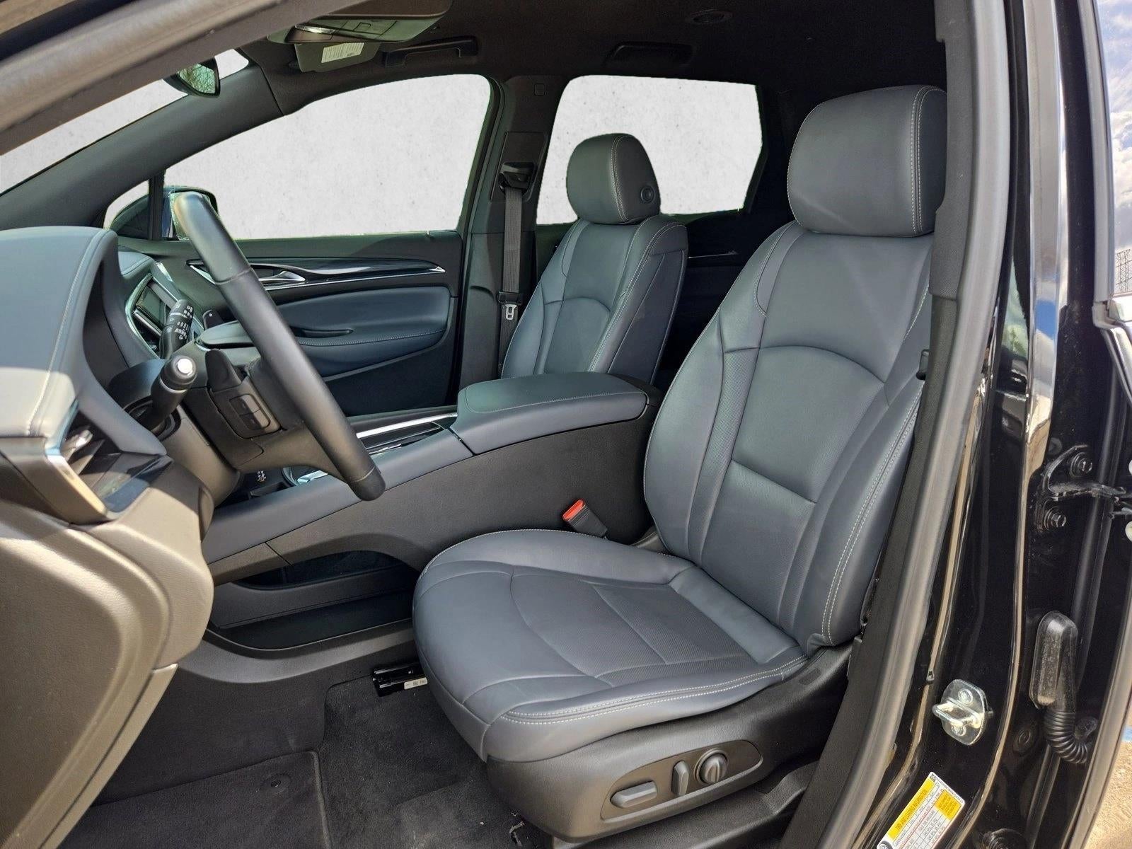 2022 Buick Enclave Essence