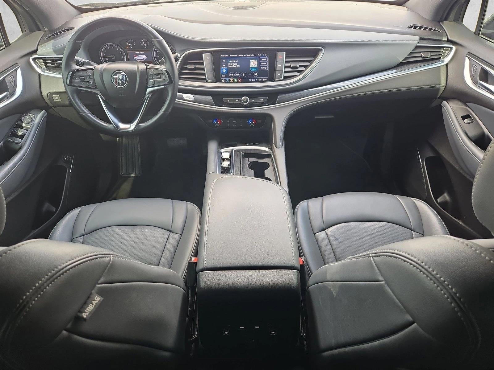 2022 Buick Enclave Essence