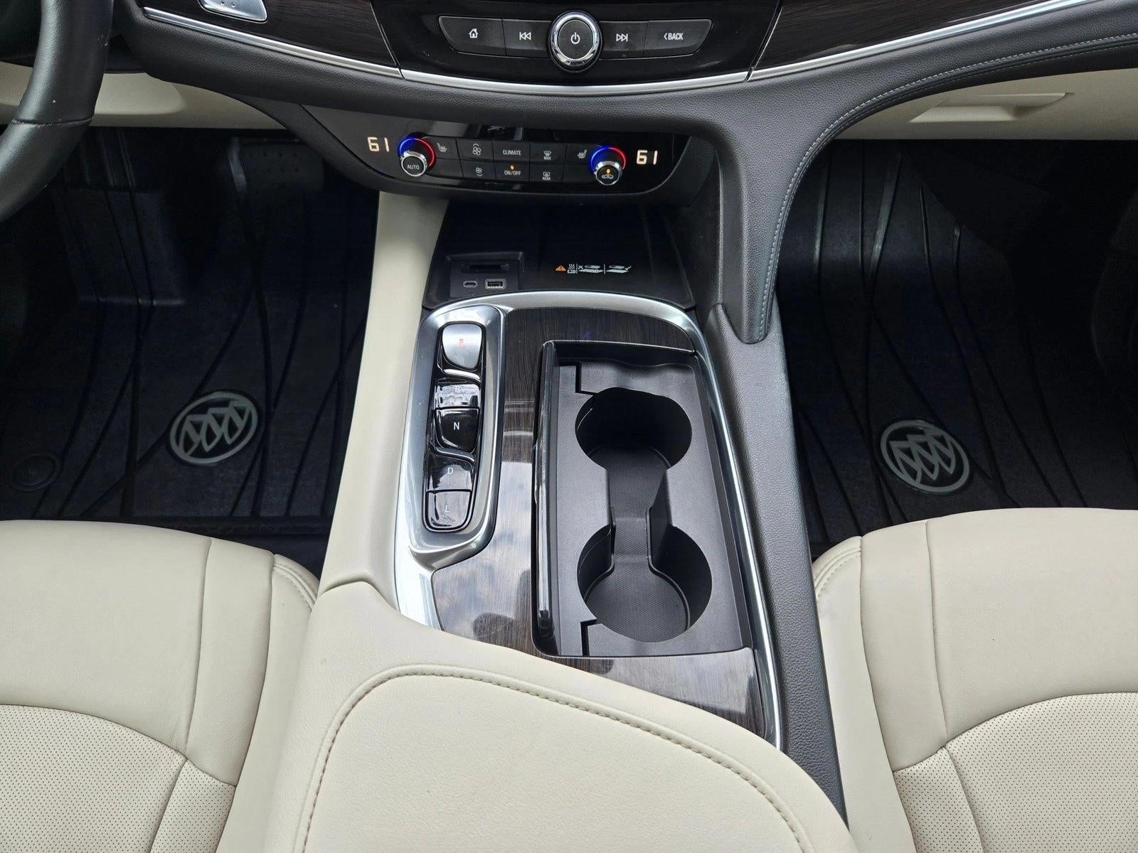 2022 Buick Enclave Essence