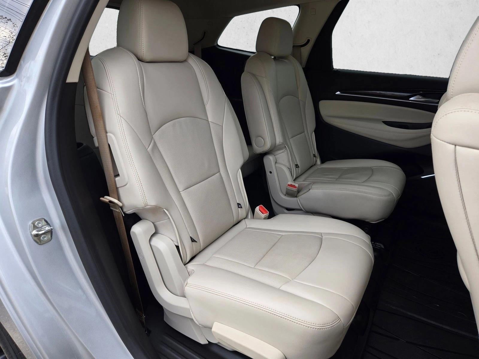 2022 Buick Enclave Essence