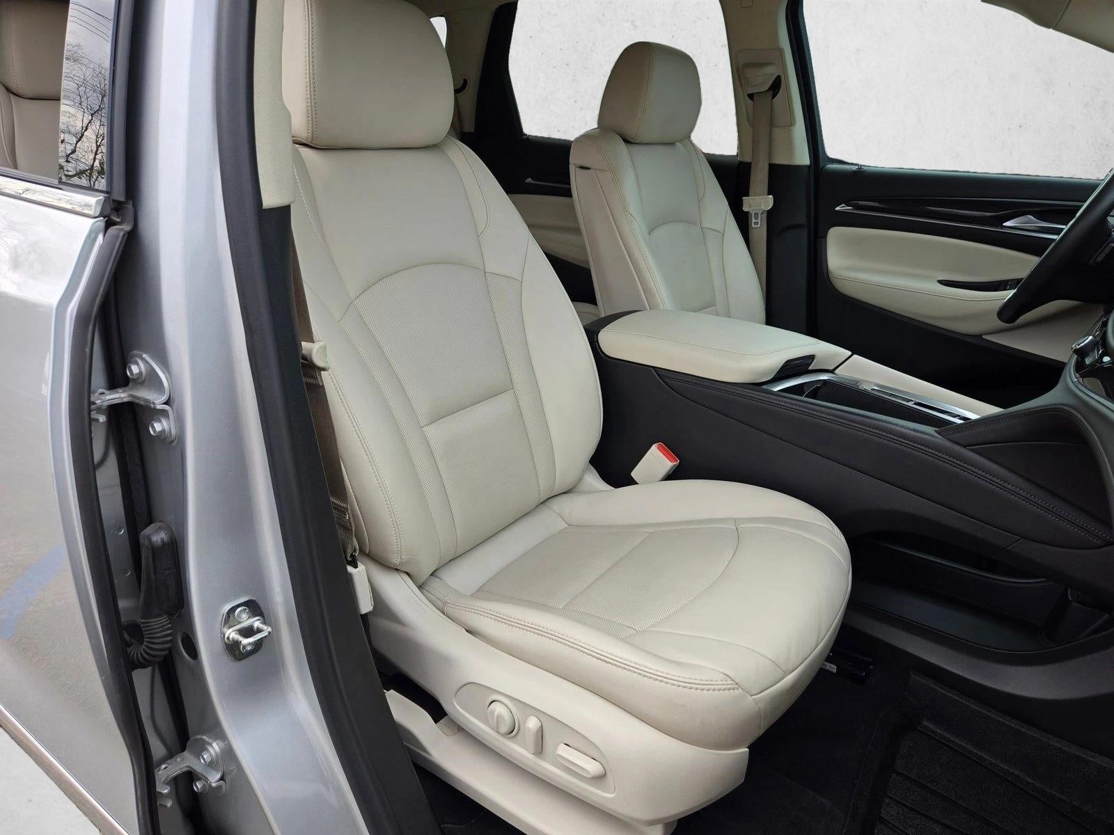 2022 Buick Enclave Essence