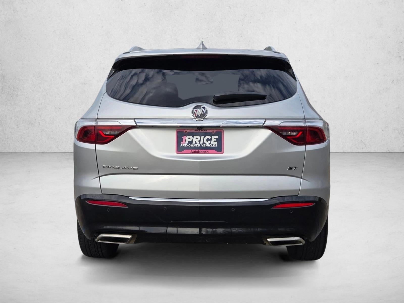 2022 Buick Enclave Essence