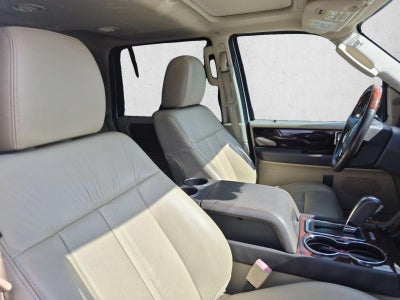 2015 Lincoln Navigator Base