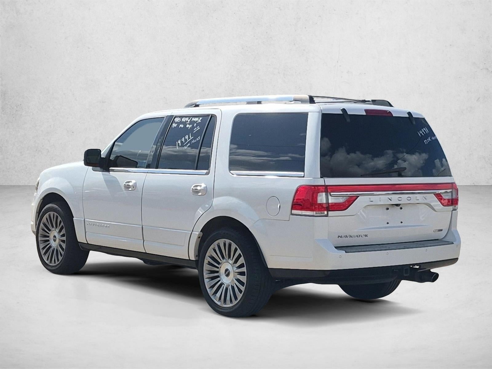 2015 Lincoln Navigator Base