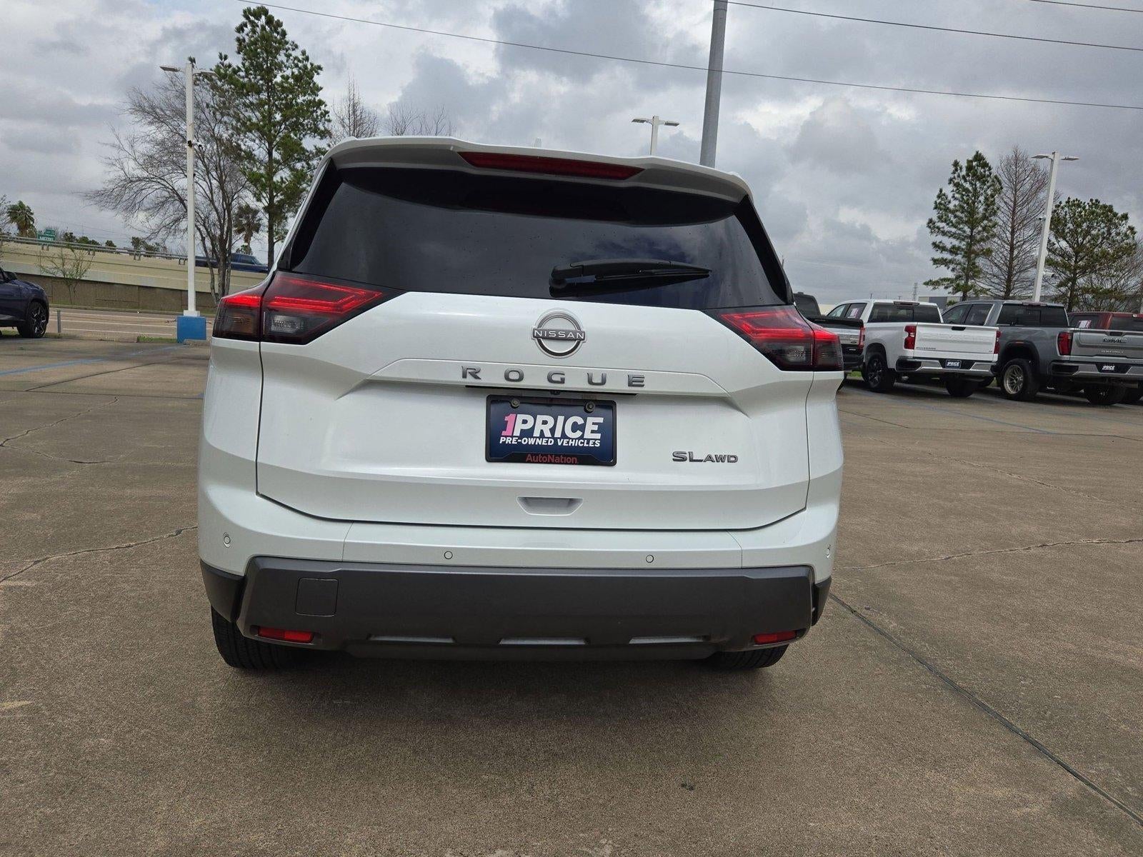 2024 Nissan Rogue SL