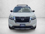2022 Nissan Pathfinder SL 2WD