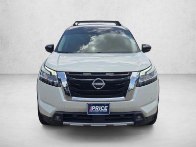 2022 Nissan Pathfinder SL 2WD
