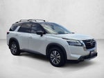 2022 Nissan Pathfinder SL 2WD