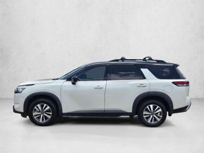 2022 Nissan Pathfinder SL 2WD