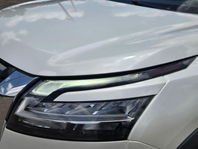 2022 Nissan Pathfinder SL 2WD