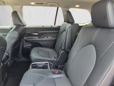 2026 Toyota Grand Highlander LE