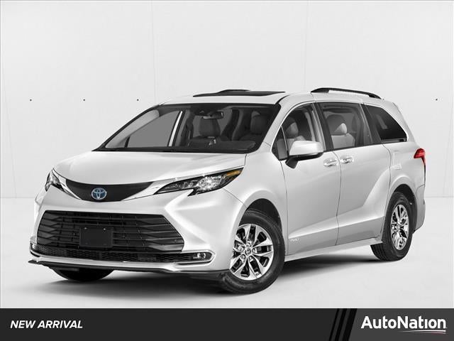 2024 Toyota Sienna XLE