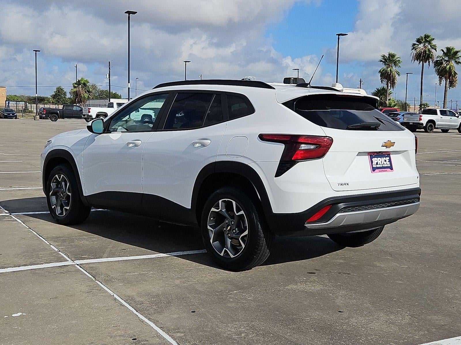 2025 Chevrolet Trax LT